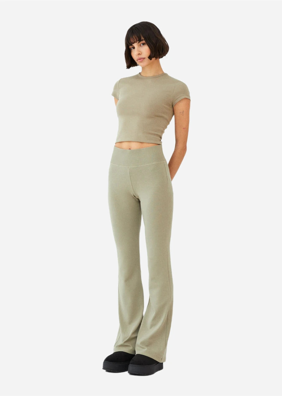 lookbook image shop_this_look_amDhCa